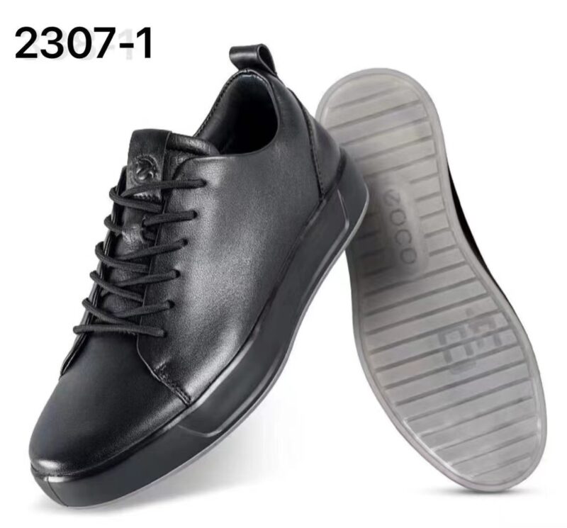 Men's Casual Low-Top Sneakers - All Black