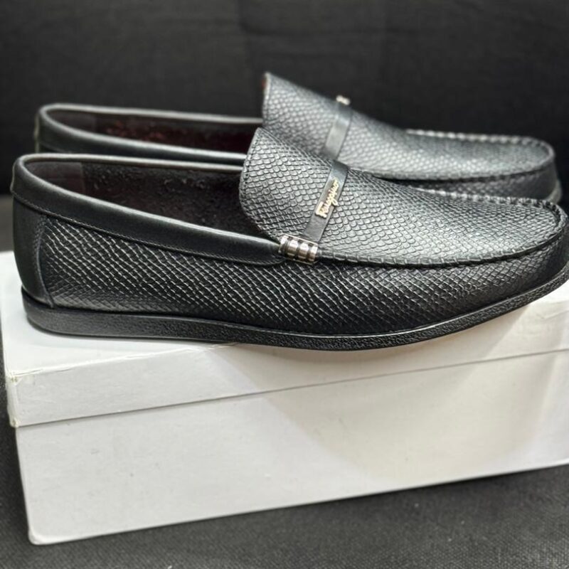 IMG-20251217-WA0287 Men’s Loafers