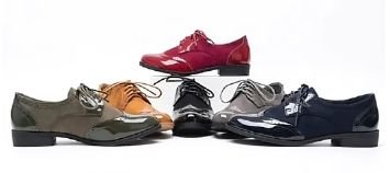 Women's Lace-Up Shoes – Assorted Colour Presentation