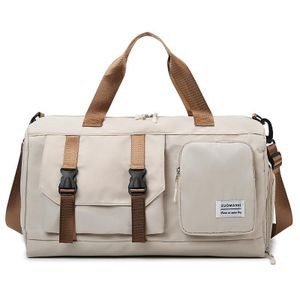 New outdoor sports and fitness bag, short-distance tote luggage bag for women, lightweight, dry and wet separation, casual travel bag.