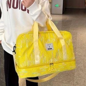 Large capacity independent shoe compartment luggage storage bag that can be used with rolling suitcases – Yellow