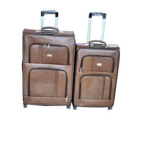 A pair of material Quality suitcases