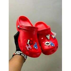Classic Charm Clog with Pins – Red Adults/Kids