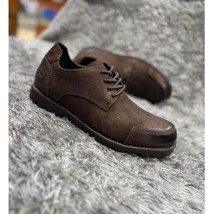 Classic Lace-Up Derby Shoe – Dark Brown