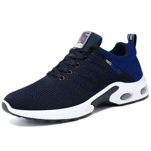 Casual sports shoes, trendy, versatile, with cushioning soles.