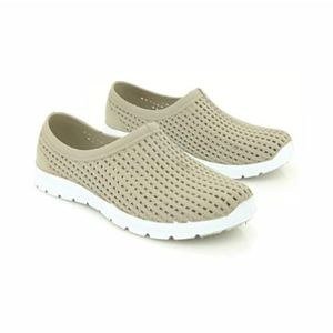 Bata Bata 852-8124 Sporty Sandal Shoe Beige