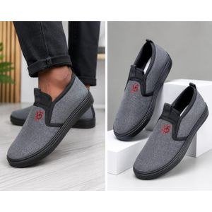 Elegant soled slip-on casual shoes.